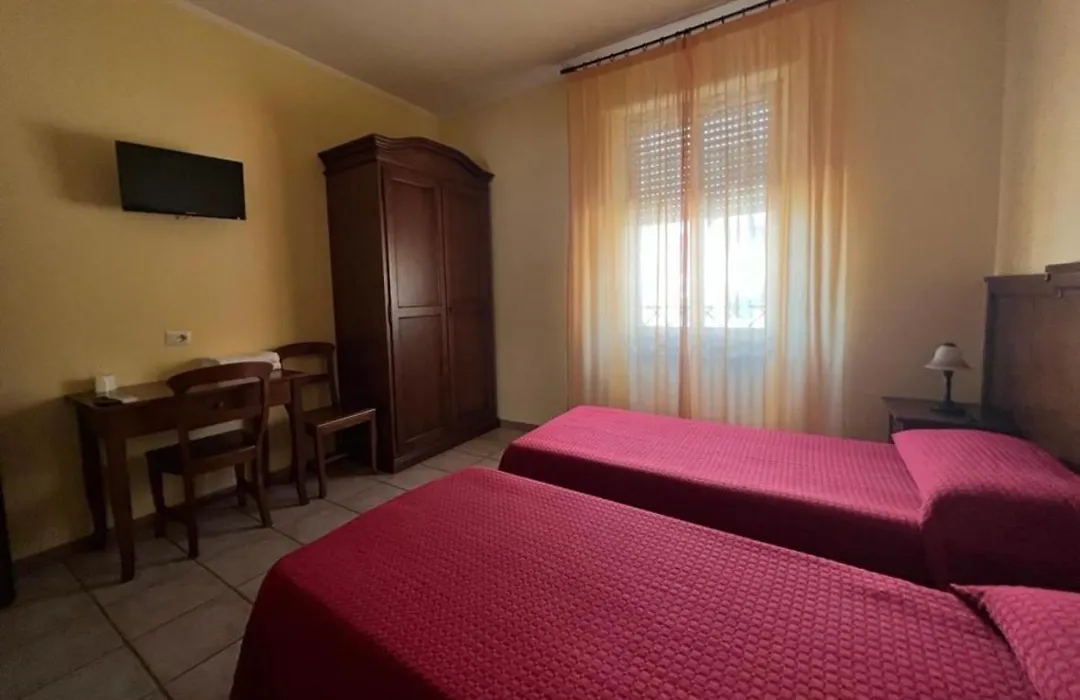 Hotel Colosseo Colleferro-1